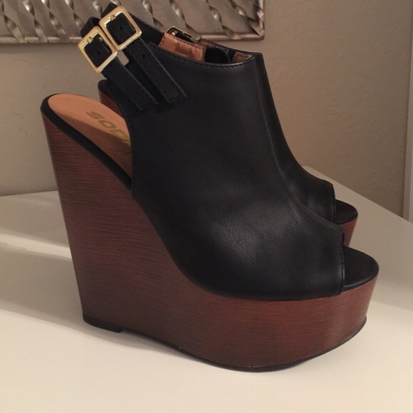 Soda Shoes - Soda Platform Wedges